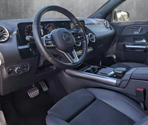 MERCEDES-BENZ GLA 250 FWD 2023 USADO, Volante a la Izquierda/Derecha - Product Image 2