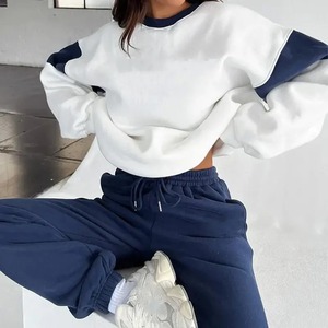 Chándal de mujer 400 GSM Joggers Sweat suit Sudadera con capucha y pantalones de chándal Set 2025 Ropa de mujer Causal Sports Suit Custom OEM - Product Image 5