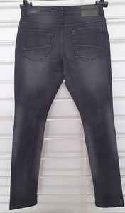 Femmes à la mode été taille moyenne jambe droite 100% coton jean Enzyme lavé bouton mouche broderie respirant Style décontracté - Product Image 2