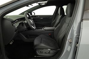 Faible kilométrage 2026 ID7 ESTATE CAR Moteur silencieux Éclairage LED Prêt à être expédié - Product Image 6
