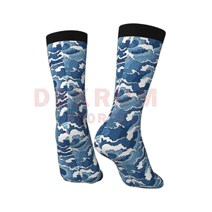 Prix d'usine OEM Chaussettes de sport longues de football pour hommes Matériau personnalisé et logo Caractéristique antidérapante Min. Commander 10 paires - Product Image 4