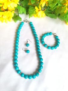 Collier de perles en résine de style vintage personnalisable OEM en forme de boule et chaîne de corde de différentes couleurs - Product Image 2
