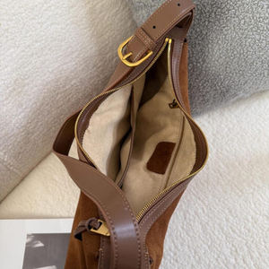 Sac fourre-tout en daim sac à main en cuir véritable, sac à bandoulière minimal avec sangle et boucle en cuir, sac à main de tous les jours - Product Image 4