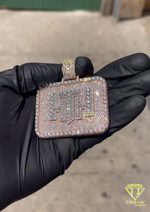 Elegante colgante de Hip Hop, Diamantes de corte redondo cultivados en laboratorio de Plata de Ley 925 con diamantes cultivados en laboratorio VVS y diseño personalizado - Product Image 3