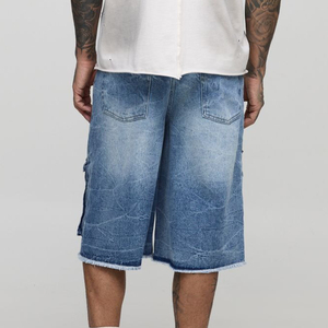 2025 recién llegado logotipo bordado personalizado bolsillos delanteros de carga pierna ancha estilo callejero pantalones cortos de moda para hombres - Product Image 3