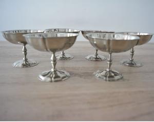 Copa de helado de latón con tema real diseñada para ocasiones elegantes configuraciones de cenas finas y celebraciones indias tradicionales - Product Image 4