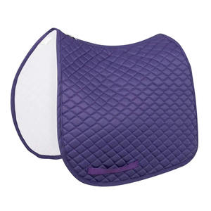 Tapis de selle en silicone Pro Grip antidérapant en maille technique pour l'équitation avec relief pour le cou de cheval et doublure performante - Product Image 2