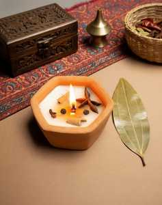 เทียนหอมสมุนไพรทำมือในกระถางดินเผา ปลอดสารพิษ กลิ่นหอมออร์แกนิค กลิ่นการัมมาซาล่า มีจำหน่ายในราคาขายส่งจากผู้ผลิต - Product Image 1