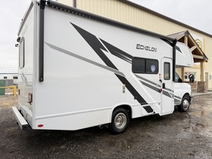 Autocaravana Original con Motor a la Venta, Autocaravana de Lujo Autopropulsada 4x4, Remolque de Viaje para Acampar - Product Image 2