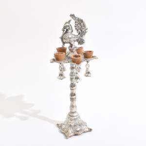 Lampe à huile Peacock Samai avec clochettes, accessoire décoratif élégant - Product Image 5