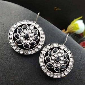 Pendientes de tuerca con diseño de loto redondo oxidado con perla para ropa de fiesta informal, joyería de piedras preciosas para mujer para regalos - Product Image 4