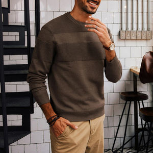 Pulls pour hommes fabriqués sur mesure OEM Vente en gros Prix de gros Chandails pour hommes en tricot à manches longues Quantité en vrac - Product Image 4