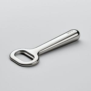 Black Iron <b>Powder</b>-Coated Bottle Opener Durable Stylish Bar Tool <b>Compact</b> Design Perfect for Kitchen Parties & Beverage Essential - Product Image 4