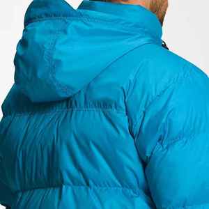 Doudoune matelassée personnalisée pour hommes conçue pour les voyages en plein air et les performances sportives par temps froid - Product Image 3