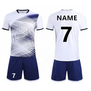 2024 nuevo diseño personalizado sublimación impreso uniforme de fútbol OEM y ODM servicio transpirable deportes al aire libre uniforme de fútbol para adultos