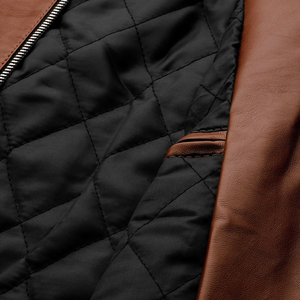 Chaqueta Clásica de Cuero Genuino para Hombre, Ecológica, Impermeable, Textura Suave, Estilo Urbano, Logotipo Frontal, para Uso Diario - Product Image 6