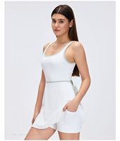 Robe de tennis pour femmes, Combinaison de sport, Robe de yoga coupe trapèze, Robe de fitness ajustée et cintrée à la taille pour le tennis et l'entraînement