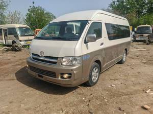 Precios en China: Camioneta/Minibús/Minivan Hiace Usada de 4 Cilindros, 4x2, <span class=keywords><strong>7</strong></span> y 15 <span class=keywords><strong>Plazas</strong></span>, Gasolina, Automática/Manual, en Venta - Product Image 2