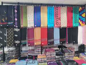 Écharpe en voile de polyester à fleurs volumineuses, style islamique, respirante, mode estivale, pas chère, broderie de strass dorés multicolores, Dubaï, usage quotidien - Product Image 4