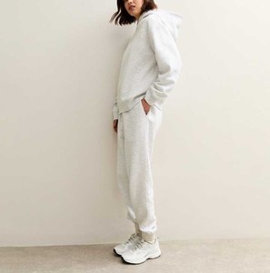 Sweat-shirts et pulls à capuche décontractés pour femmes, imprimés et unis - Product Image 4