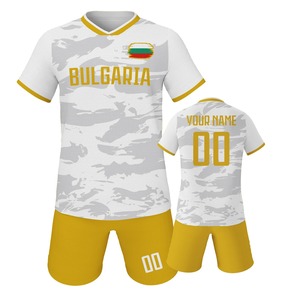 Grande demande Maillot de football imprimé numérique avec logo personnalisé pour enfants Prix de gros OEM Service Kids Soccer Wear Uniformes - Product Image 2