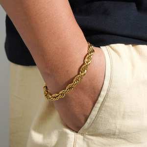 Pulsera de Oro Amarillo de 10K con Eslabones de Cadena de 8MM, Brazalete Moderno - Product Image 4