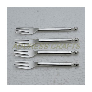 Cuisine classique utiliser métal argent fourchette cuillère couverts Design moderne couteaux à long manche cuillère et fourchette ensemble de couverts pour la maison hôtel - Product Image 3