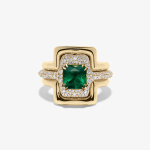 Anillo de cóctel geométrico con piedra verde de corte esmeralda y diamantes engastados en oro amarillo, estilo de lujo unisex. - Product Image 1