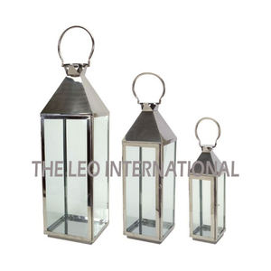 ตะเกียงเทียนสแตนเลสทรงสี่เหลี่ยมชุบทอง ดีไซน์หรูหราสำหรับตกแต่งบ้าน - Product Image 2