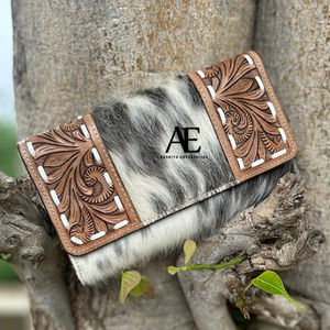 Nouveau Style occidental cheveux sur peau coloré usiné fourrure cuir pochette femmes conçu sac à main vente chaude en cuir usiné portefeuille Unique - Product Image 1