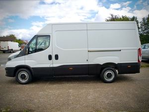 USADO LHD/RHD 2022 IVEC0 DAILY S CLASS 2.3TD 35S14V NEGOCIO 3520MM H2 - Product Image 4