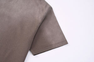 OEM T-shirts unis classiques à col rond pour hommes T-shirt transféré en coton 300gsm T-shirt pour hommes vente en gros - Product Image 5