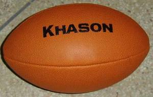 BOLA DE RUGBY CON LOGOTIPO Y DISEÑO PERSONALIZADOS CALIDAD PREMIUM MATCH PUNTADO A MANO AGARRE DE LARGA DURACIÓN Y SUPER VEJIGA PARA USO PROFESIONAL - Product Image 4