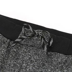 Pantalon de survêtement décontracté à taille élastique personnalisé pour hommes pantalon de survêtement évasé empilé pour hommes pantalon de sport évasé de haute qualité pour hommes - Product Image 4