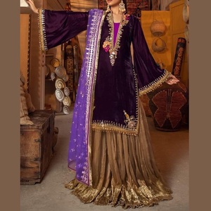 ชุดเดรสผ้าไหมพื้นเมืองจากปากีสถานชุดเดรส Farshi Salwar Kameez จากปากีสถานและอินเดีย - Product Image 4