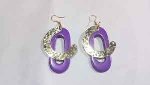 Pendientes colgantes de resina de flores prensadas únicos y elegantes, joyería de moda con estilo inolvidable - Product Image 4