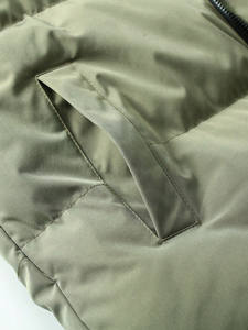 Chaquetas Acolchadas Personalizadas de Alta Calidad al por Mayor, Chaquetas Acolchadas con Capucha para Hombre, Transpirables, Estilo Urbano, OEM 2026 - Product Image 4