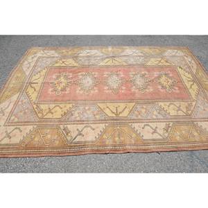 Alfombra de Lana Ecológica Vintage de 7 x 9.3 Pies, Color Naranja Amarillo, Diseño Geométrico de Patchwork, para Comedor, Pelo Mediano, con Base de Látex - Product Image 3