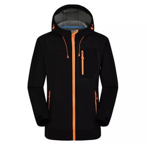 Nouveauté, veste softshell pour homme de haute qualité, logo personnalisé, impression OEM ODM, col long fin, couleur unie, doublure enduite - Product Image 1