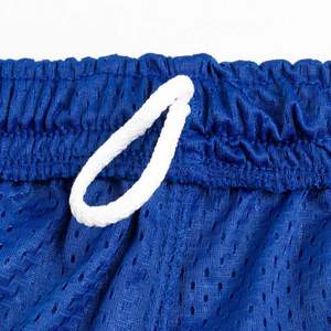 Short athlétique en maille pour hommes Offre Spéciale léger motif solide de vêtements de sport à séchage rapide pour l'entraînement en salle de sport et la course à pied - Product Image 3