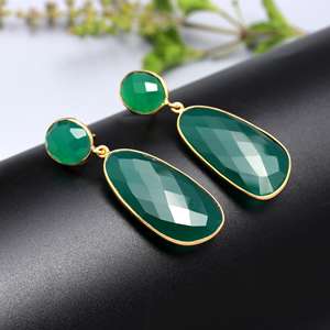 Boucles d'oreilles en argent sterling 925 faites à la main en onyx vert plaqué or longue goutte pendante cadeau accessoire de mode de créateur - Product Image 5