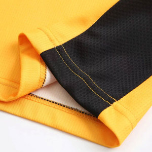 Uniforme de Baloncesto Personalizado de Primera Calidad en Pakistán, 100% Poliéster Transpirable, Nombre del Equipo Personalizado - Product Image 5