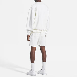 Ensemble sweatshirts et shorts design en éponge pour hommes ensemble de survêtements ensemble de shorts 2 pièces à col rond personnalisés - Product Image 4