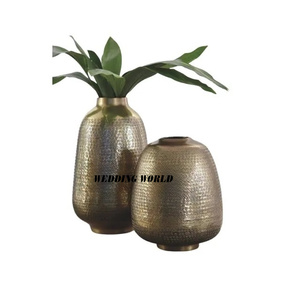 Juego de dos floreros de metal para boda, soporte decorativo de flores de alta calidad, superventas, florero de metal elegante de mesa - Product Image 1