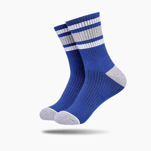 Calcetines Deportivos Transpirables de Secado Rápido Antibacterianos de Alto Rendimiento para Hombre, de Poliéster/Spandex, con Logotipo Personalizado - Product Image 4