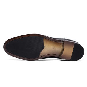 Chaussures en cuir noir pour hommes de haute qualité offrant un style raffiné et une fabrication haut de gamme, ensemble de chaussures pour hommes conçues avec une haute qualité - Product Image 4