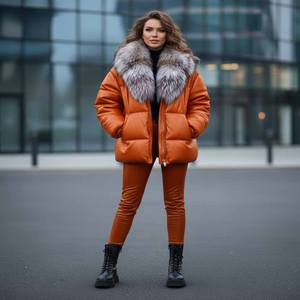 Chaqueta de Invierno Acolchada de Cuero Genuino para Mujer con Cuello de Piel de Zorro y Cremallera Naranja - Product Image 4