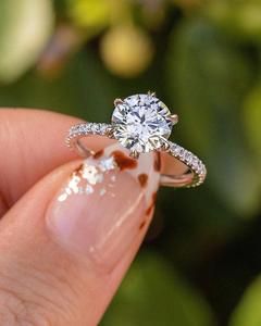 Anillo de Compromiso Clásico con Diamante Cultivado en Laboratorio de Corte Redondo de 1.01CT, VS1 D, Banda de Oro Sólido de 14K, Joyería para Mujer, Regalo de Aniversario - Product Image 3