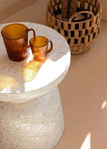 Elegante Taburete Decorativo con Incrustaciones de Nácar, Mesa Auxiliar Hecha a Mano con Incrustaciones de Concha, Pieza de Asiento Atemporal para Decoración de Interiores - Product Image 6