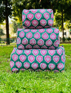 Wholesale <b>Quilted</b> Floral Cosmetic <b>Bag</b> Personalized Cotton Travel Toiletry Pouch Zipper <b>Bag</b> Fashionable Puffy Cosmetic <b>Bag</b> - Product Image 2